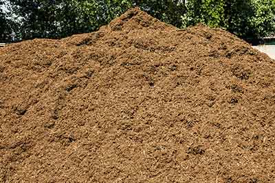 Custom blend mulch, natural brown
